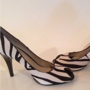 Calvin Klein zebra print peep toe 3” pumps